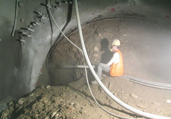 对于早强剂和速凝剂的区别你相识几多？