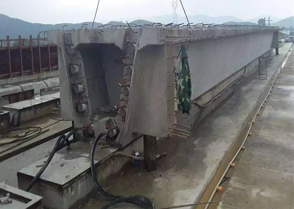 你相识压浆料真空辅助压浆的道理吗？